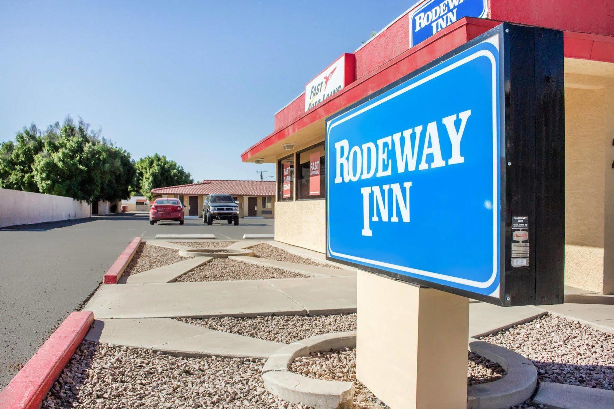 Rodeway Inn Old Town Scottsdale Bagian luar foto